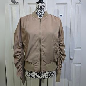 Active USA Beige Full Zip Ruched Scrunched Long Sleeve Bomber Jacket Size Small